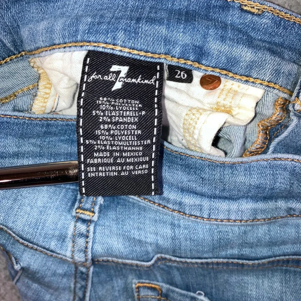 7 For All Mankind Skinny Jeans Women 26 Medium Wash Whiskered Stretch‎ Denim
